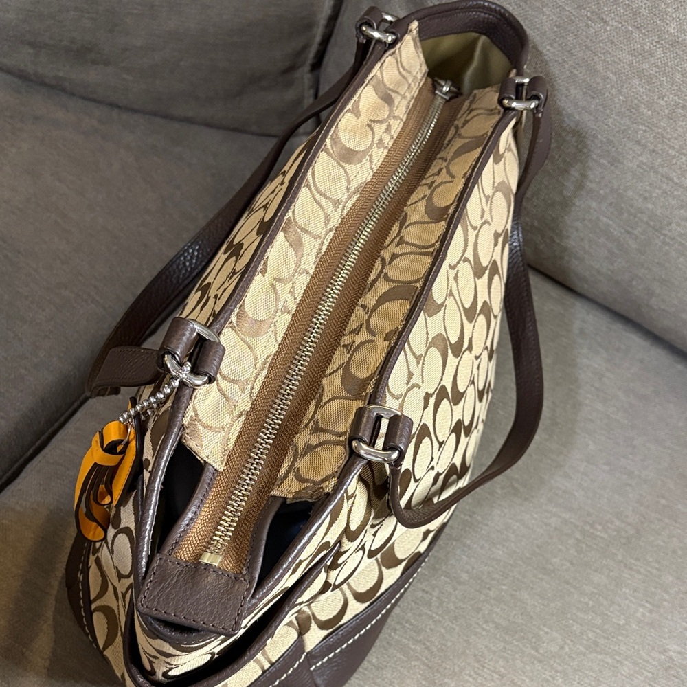 Coach Signature Canvas Tote in Khaki and Brown with Leather Trim - Picture 6 of 10